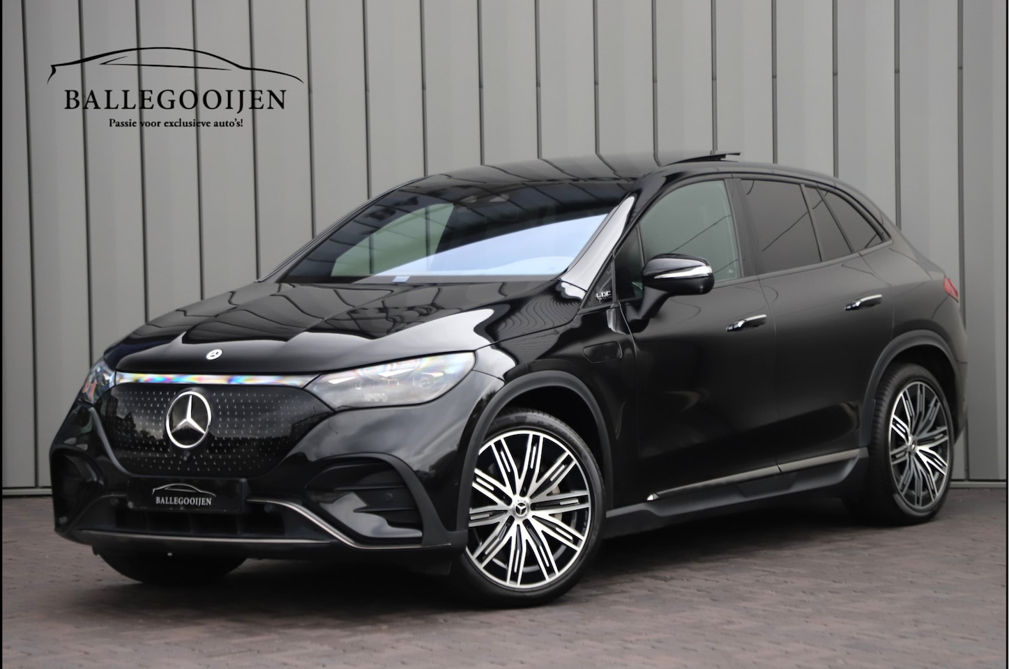 Mercedes-Benz EQE SUV - 350+ AMG Line 96 kWh | Hyperscreen | Achterasbesturing | Head-up | Burmester | Keyless-go - AutoWereld.nl