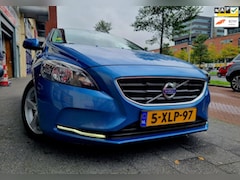 Volvo V40 - 2.0 D4 Momentum Business Nette Staat