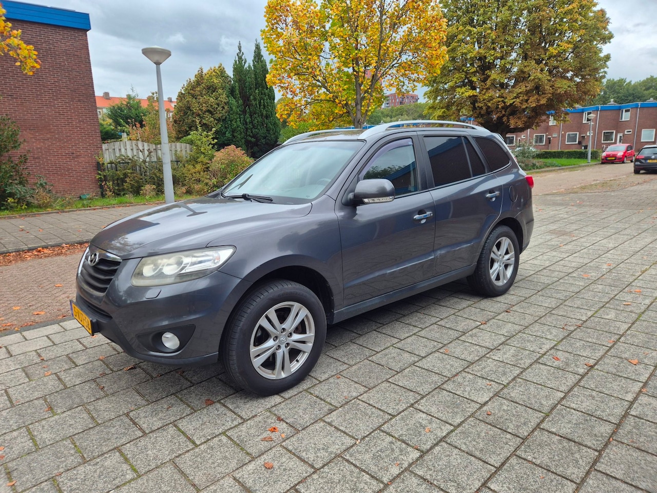 Hyundai Santa Fe - 2.2 CRDi automaat VAN 2 PERSON MORGE - AutoWereld.nl