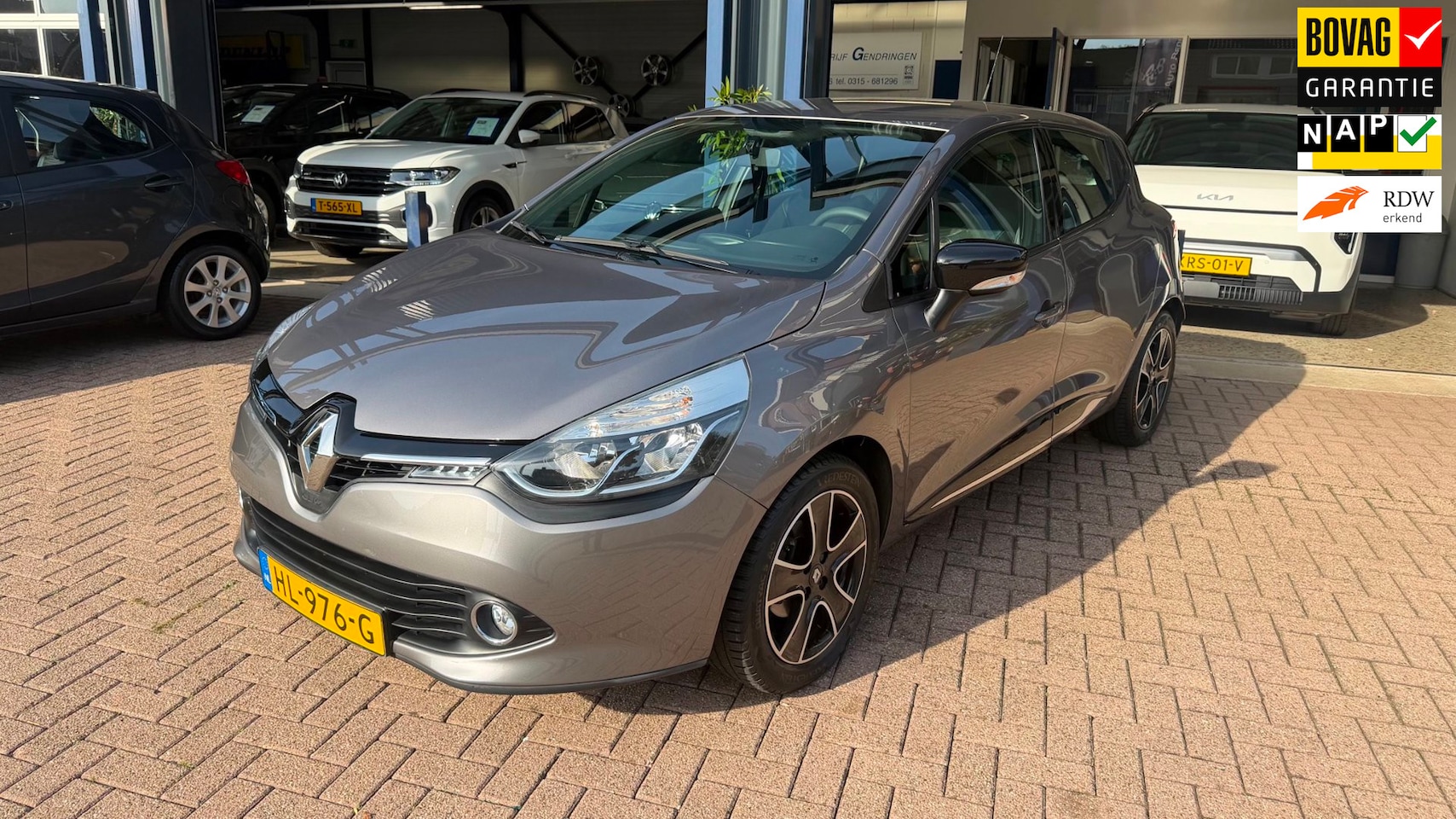 Renault Clio - 1.2 Expression 1.2 Expression - AutoWereld.nl