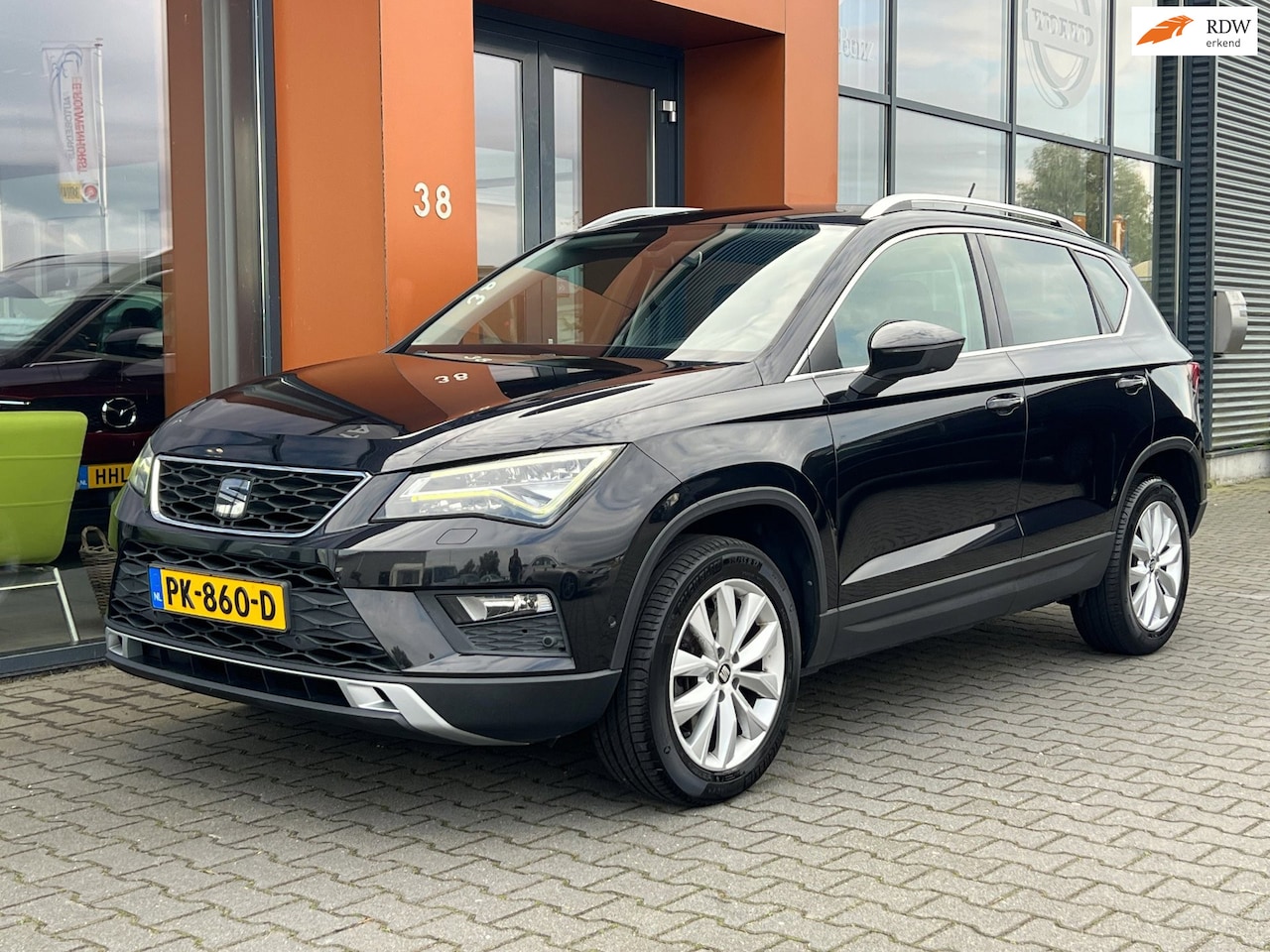 SEAT Ateca - 1.0 EcoTSI|LED|Navi|Stoelverw.|Clima|Cruise|PDC - AutoWereld.nl