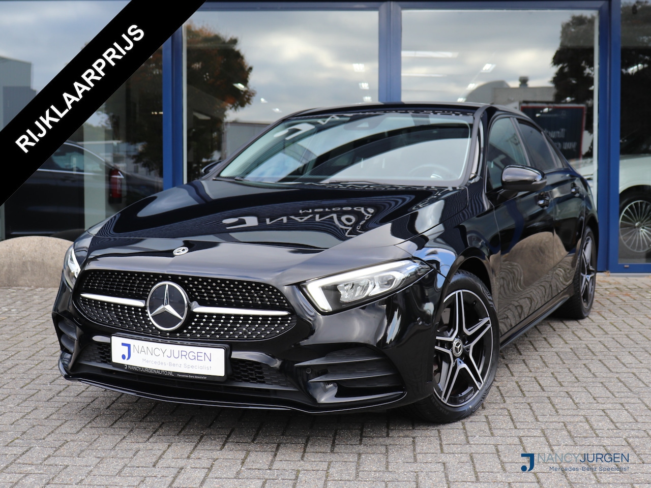 Mercedes-Benz A-klasse - 250 e Business | AMG | Ambiente | Camera | MBUX | Night Pakket | Park Assist | Afn.Trekhaa - AutoWereld.nl