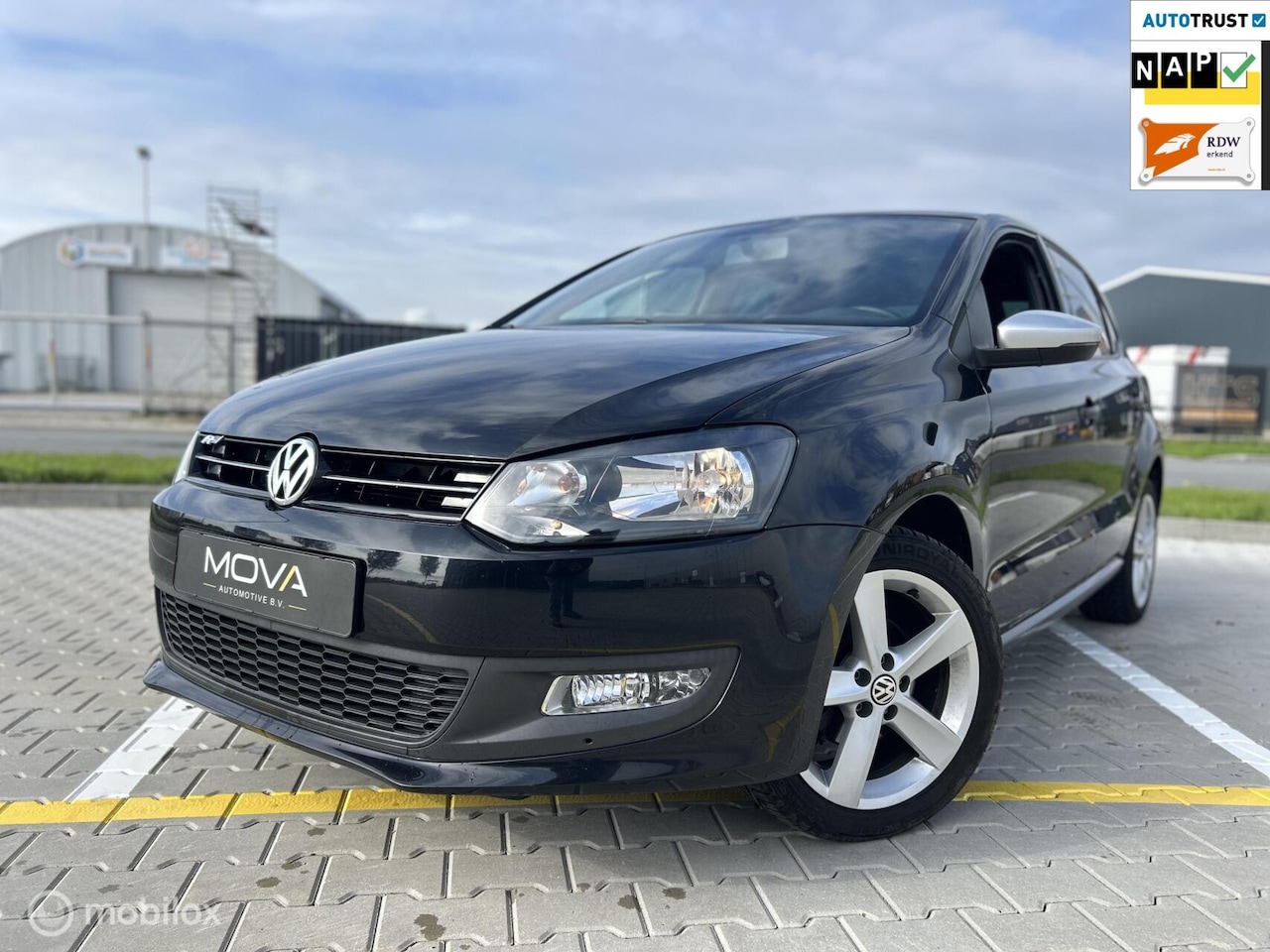 Volkswagen Polo - 1.2 TSI BlueMotion R-line|APK|CARPLAY|AIRCO| - AutoWereld.nl