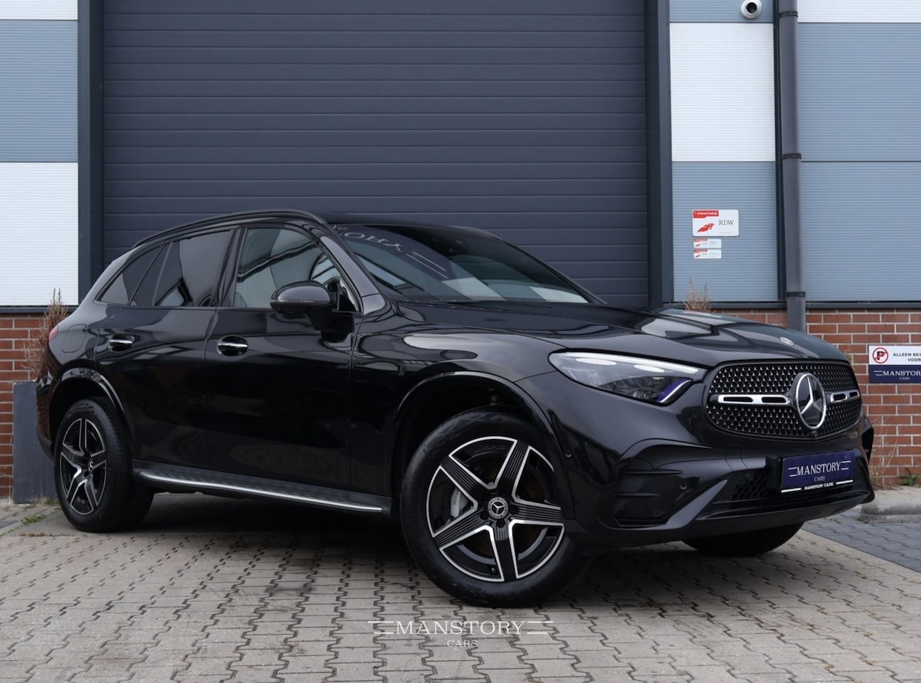 Mercedes-Benz GLC-klasse - 300e 4MATIC AMG Line 300e 4MATIC AMG Line - AutoWereld.nl