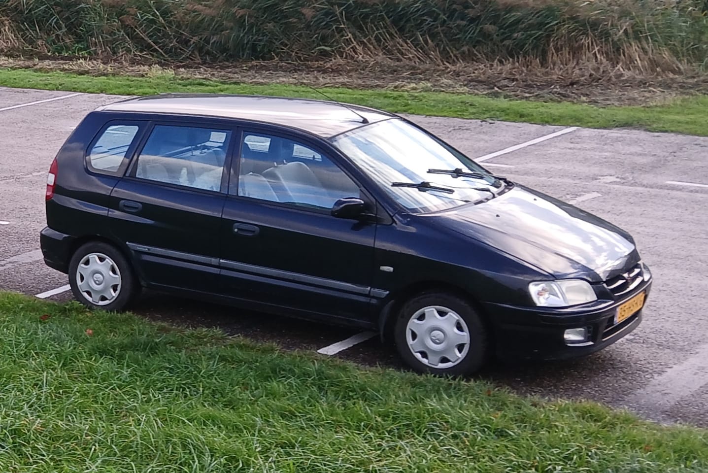 Mitsubishi Space Star - 1.3 Family Diamond - AutoWereld.nl