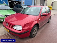 Volkswagen Golf - 1.4-16V Comfortline 1e eig. 5-deurs APK juni 2027 Fijne auto met een koude airco en met al