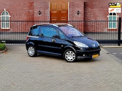 Peugeot 1007 - 1.4-16V Gentry / Airco / Nap / Zuinig