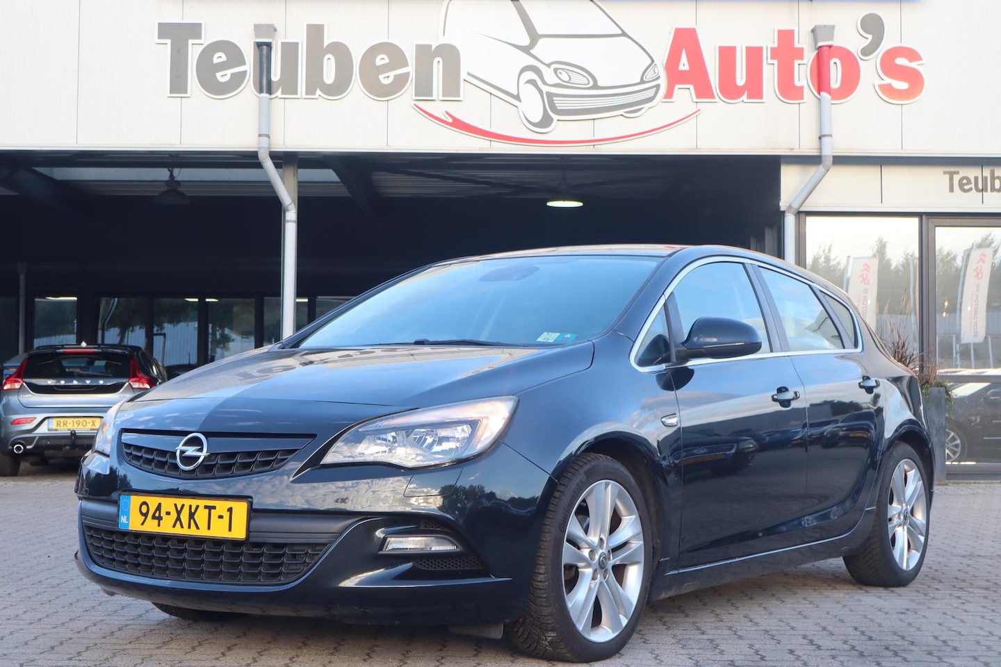 Opel Astra - 1.4 Turbo Sport | Sport+ pakket | PDC achter | Navigatie | Climate control | Sportstoelen - AutoWereld.nl