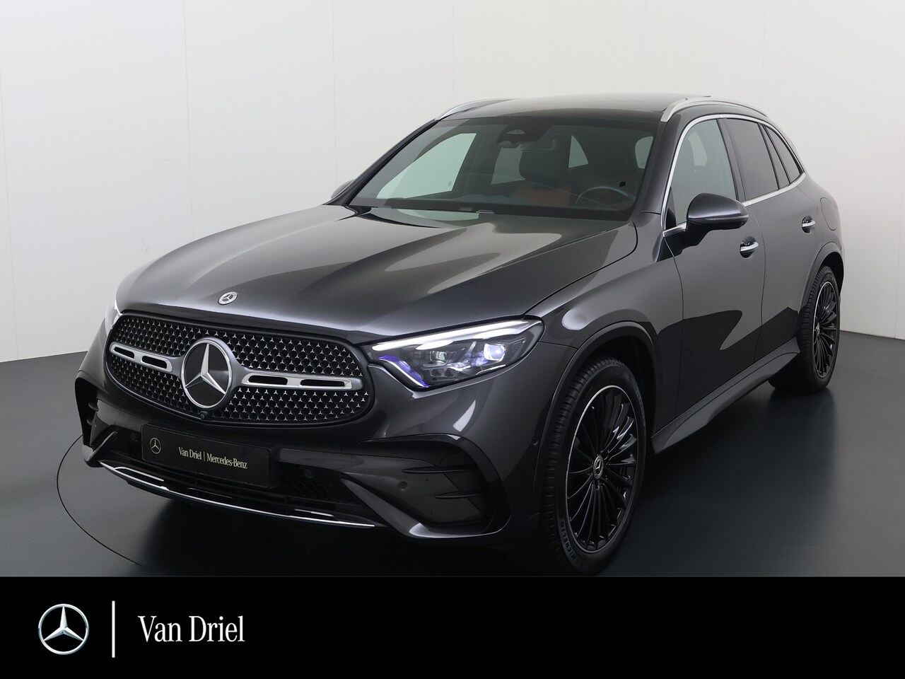 Mercedes-Benz GLC-klasse - GLC 300 e 4M AMG Line | Achterasbesturing Burmester Trekhaak Memory Luchtvering - AutoWereld.nl