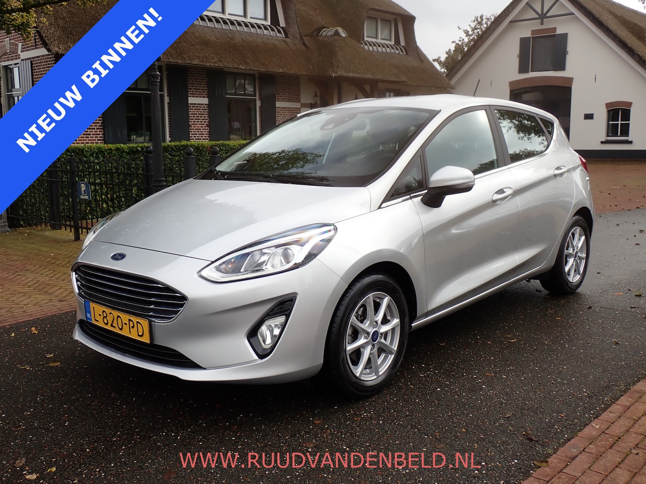 Ford Fiesta - 1.0 EcoBoost Titanium CARPLAY/KEYLESS/NAVI/CRUISE/PDC - AutoWereld.nl