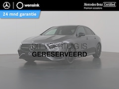 Mercedes-Benz A-klasse - 180 Star Edition AMG Line | Night | Multispaaks velgen | Panoramasdak | Achteruitrijcamera