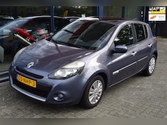Renault Clio - 1.2 TCe Collection|Lage KM-stand|Airco|Panoramadak