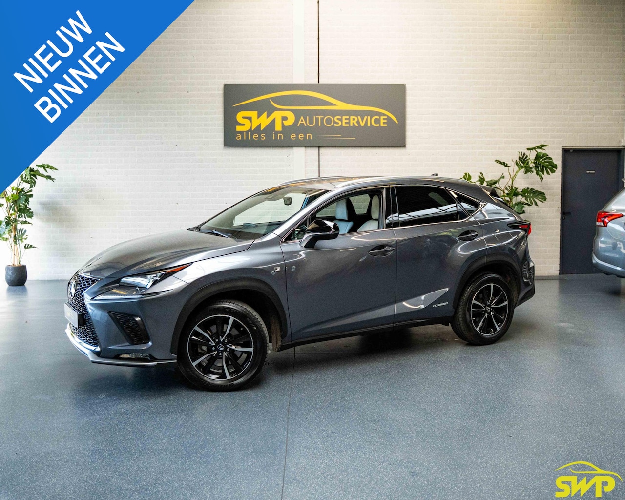 Lexus NX - 300h AWD F F SPORT Line | Elekt stoelen | Navigatie | Stoelverwarming | Elektr achterklep - AutoWereld.nl