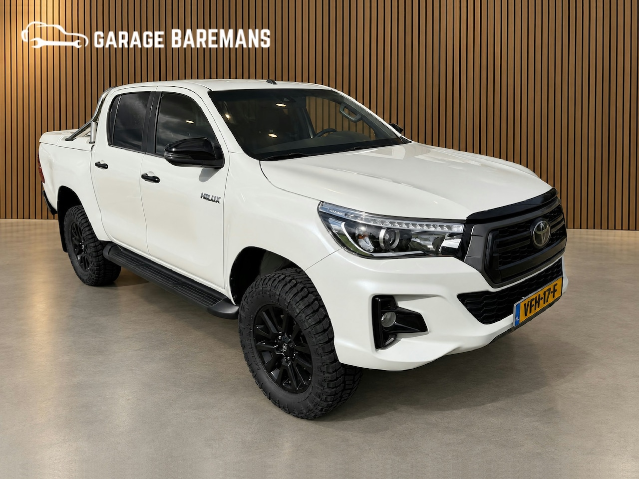 Toyota HiLux - 2.4 D-4D Double Cab Professional 2.4 D-4D Double Cab Professional - AutoWereld.nl