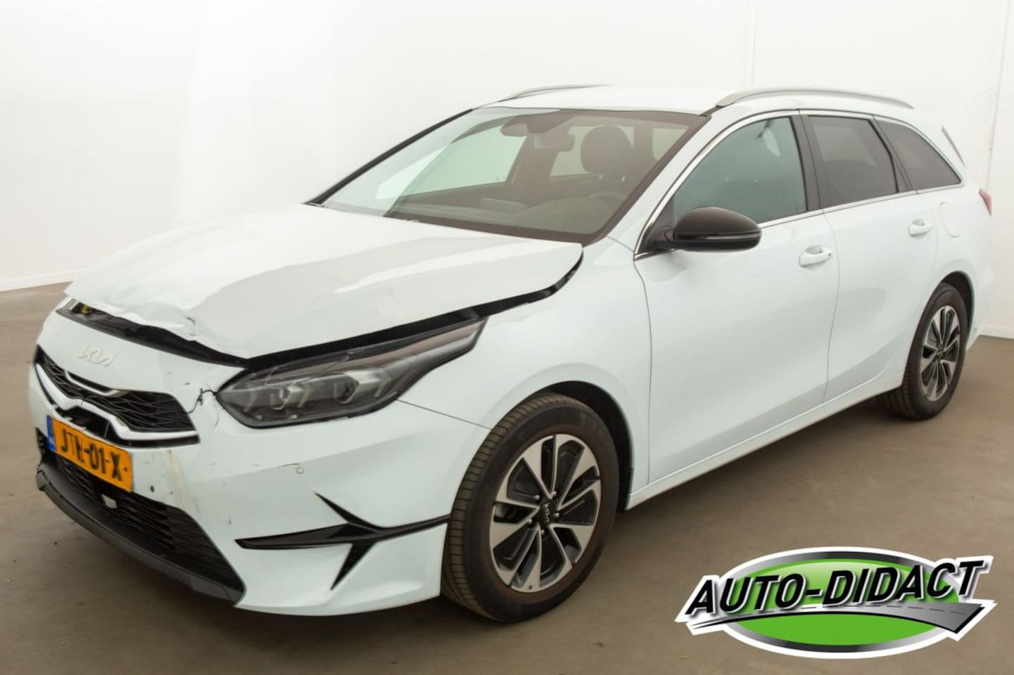 Kia Cee'd - Ceed 1.0 T-GDi Automaat Navi Camera Clima MHEV Design Edition - AutoWereld.nl