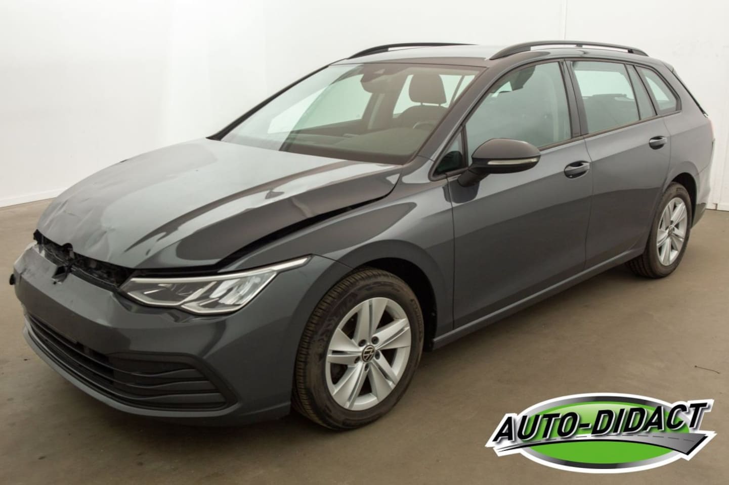 Volkswagen Golf Variant - 1.0 eTSI Automaat Digi Dash Navi Life - AutoWereld.nl