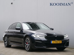 BMW 5-serie - 520i High Executive Edition 184 Pk Automaat M-pakket / Navi / DAB / Apple Carplay / Leer