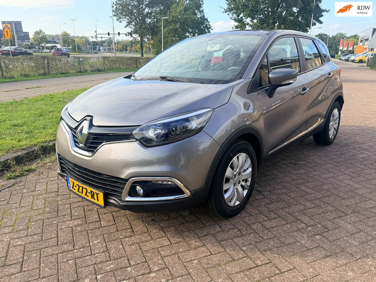 Renault Captur - 1.2 TCe Dynamique- 61000km-automaat ! automaat soms problem - AutoWereld.nl