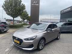 Hyundai i30 Fastback - 1.4 T-GDI Comfort*RIJKLAARPRIJS