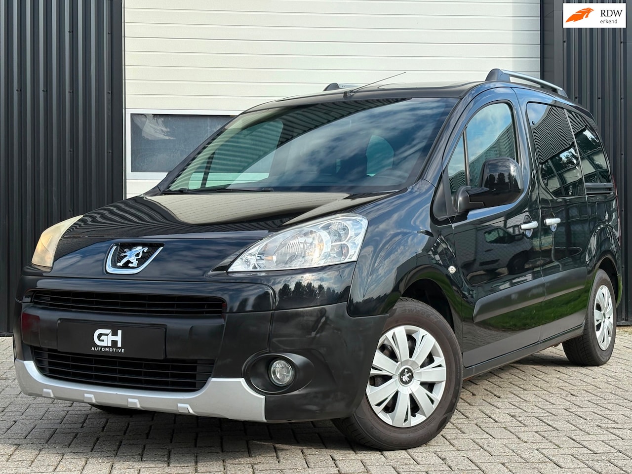 Peugeot Partner Tepee - 1.6 VTi Family 1.6 VTi Family - AutoWereld.nl