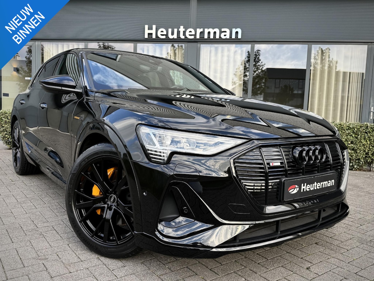 Audi e-tron - 55 Quattro S Line Black Edition/Leder/96%SOH - AutoWereld.nl