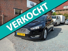 Ford Focus Wagon - 1.0 First Edition ( Navigatie + Climate controle + Parkeersensoren )