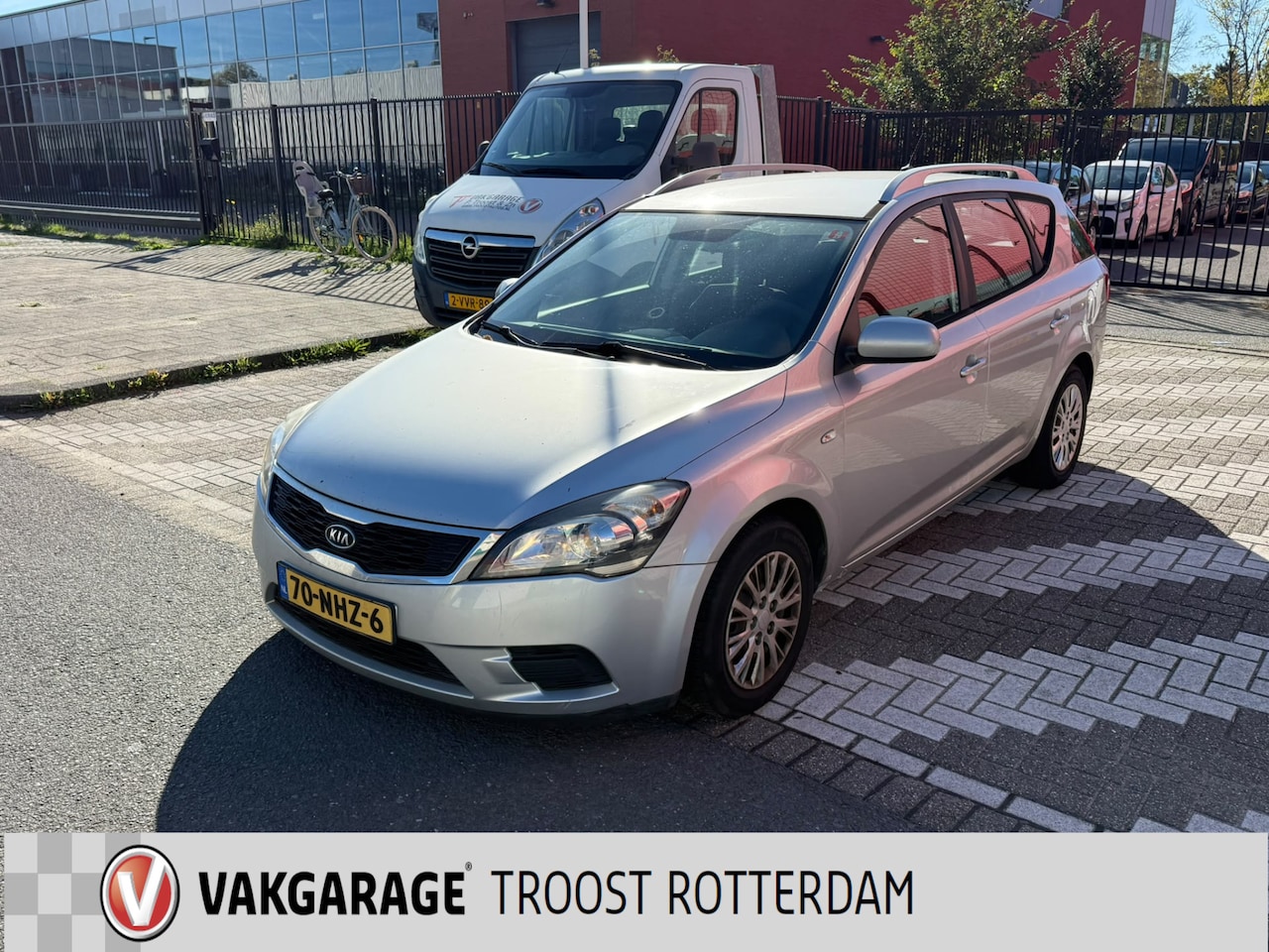 Kia Cee'd - 1.4 CVVT X-tra | Airco | Inruilkoopje | Radio/MP3 | Nederlands geleverd - AutoWereld.nl