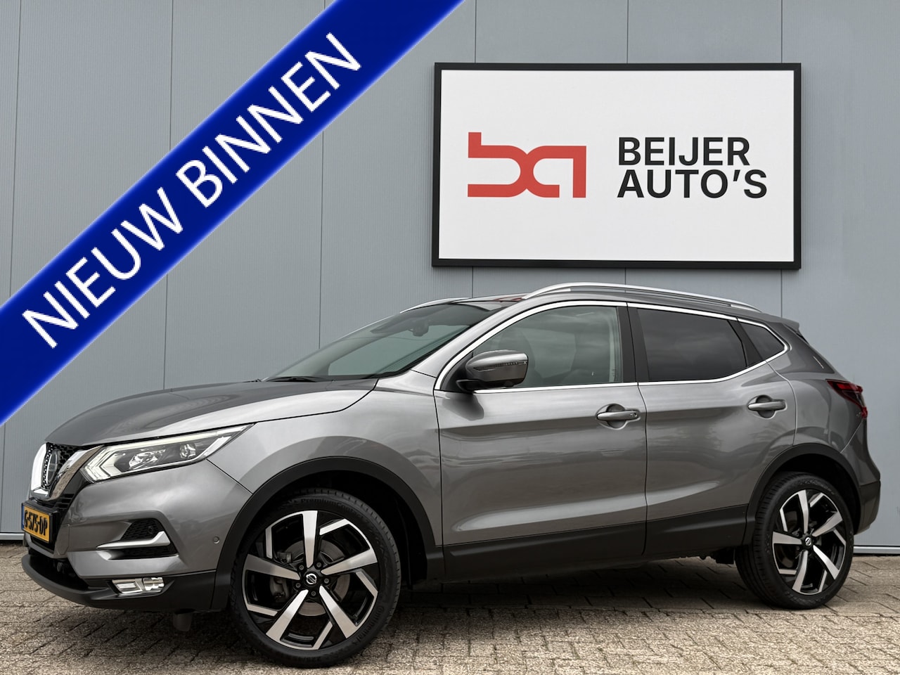 Nissan Qashqai - 1.3 DIG-T Tekna Automaat Panoramadak/Carplay/Trekhaak. - AutoWereld.nl