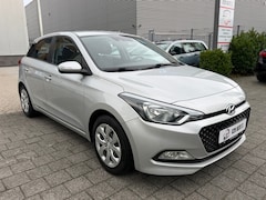 Hyundai i20 - 1.2 HP i-Motion Comfort|Stoelverw|Stuurverw|Cruise contr