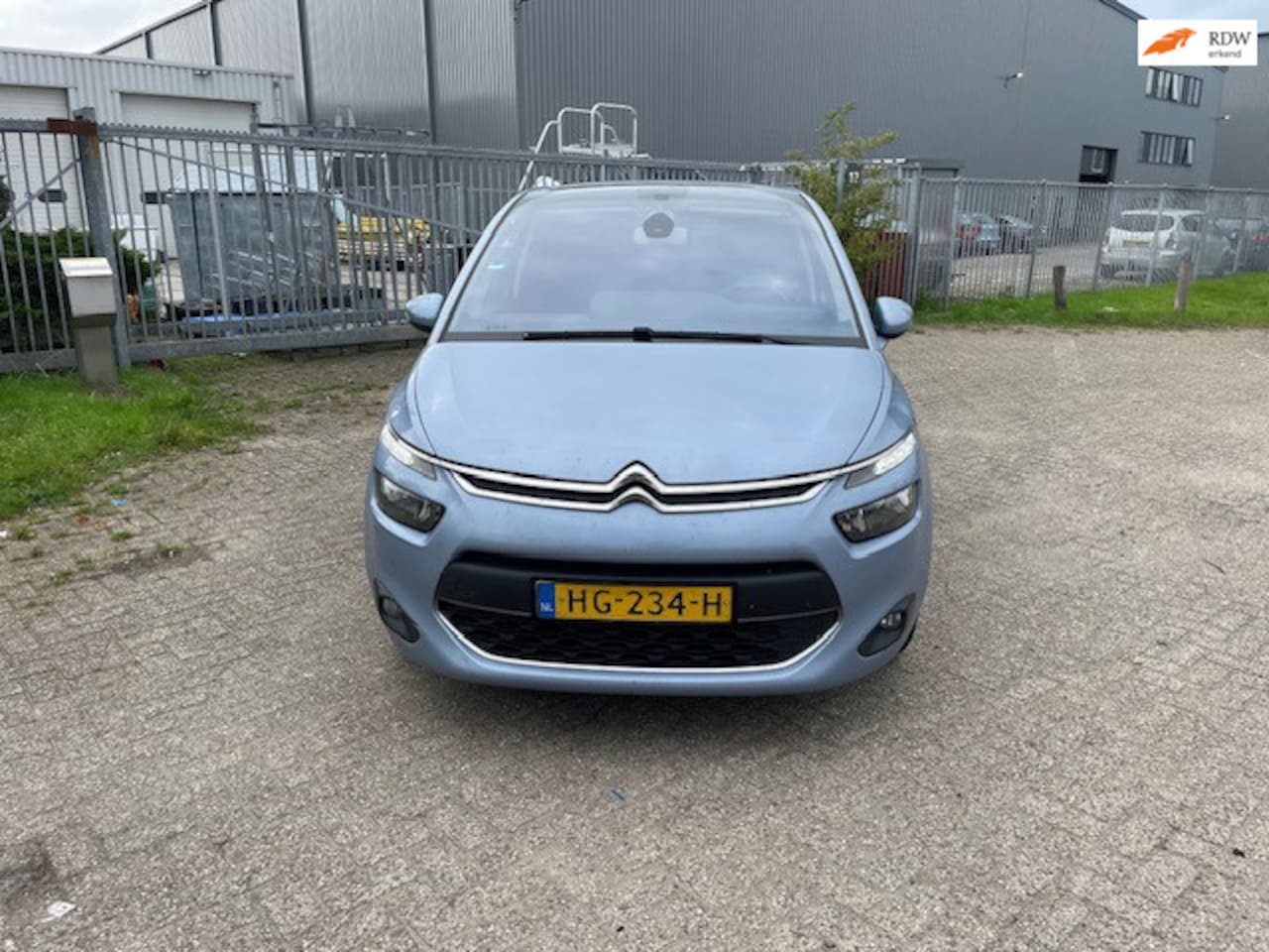 Citroën C4 Picasso - 1.2 PureTech Business 1.2 PureTech Business - AutoWereld.nl