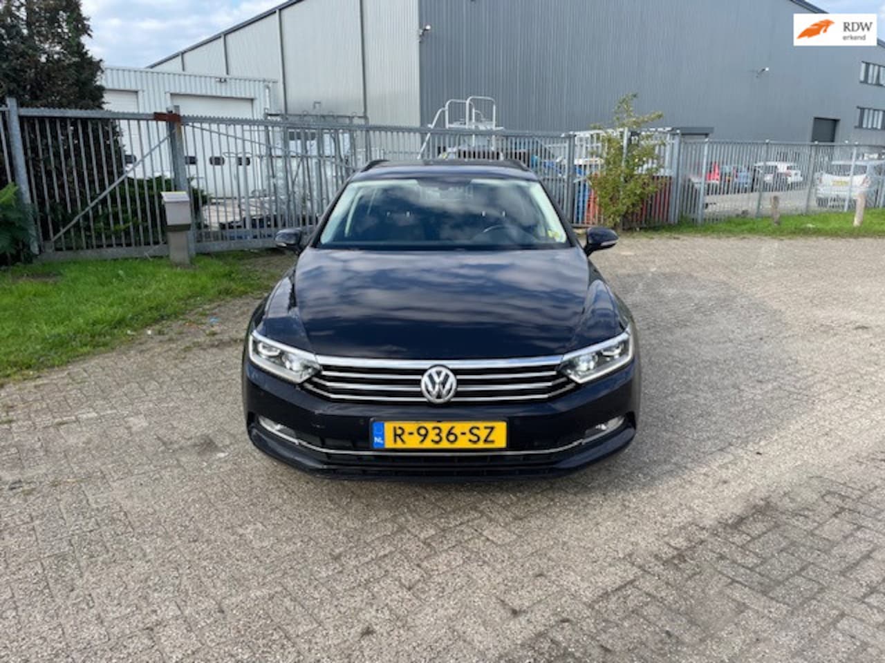 Volkswagen Passat Variant - 1.6 TDI Comfortline AUTOMAAT !!! - AutoWereld.nl