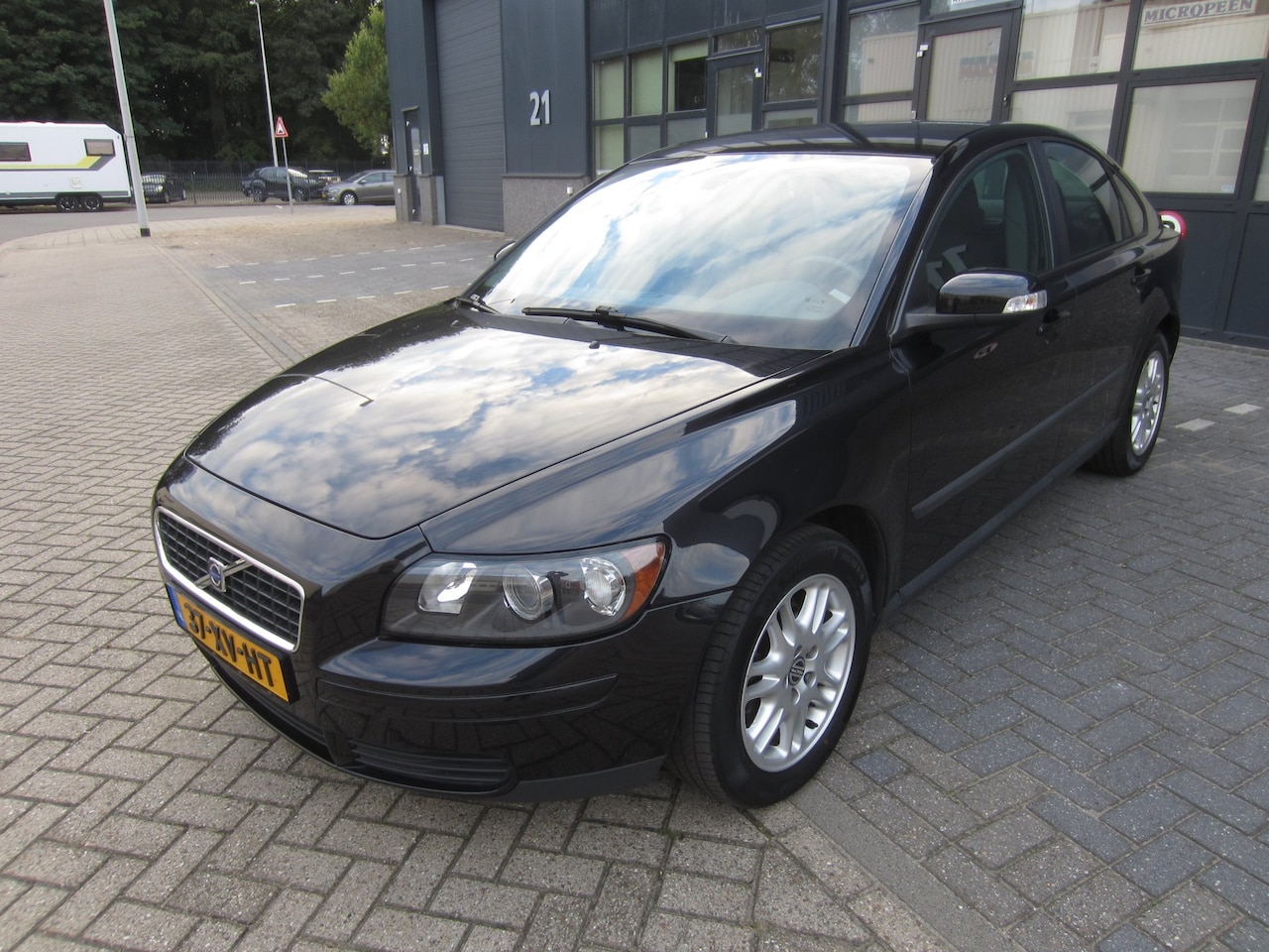 Volvo S40 - 1.8 2006 Airco Trekhaak NAP! APK! - AutoWereld.nl