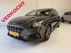 Ford Focus - 1.0 EcoB. Tit. Bns ST Line|Automaat|Navi|Carplay|LED|