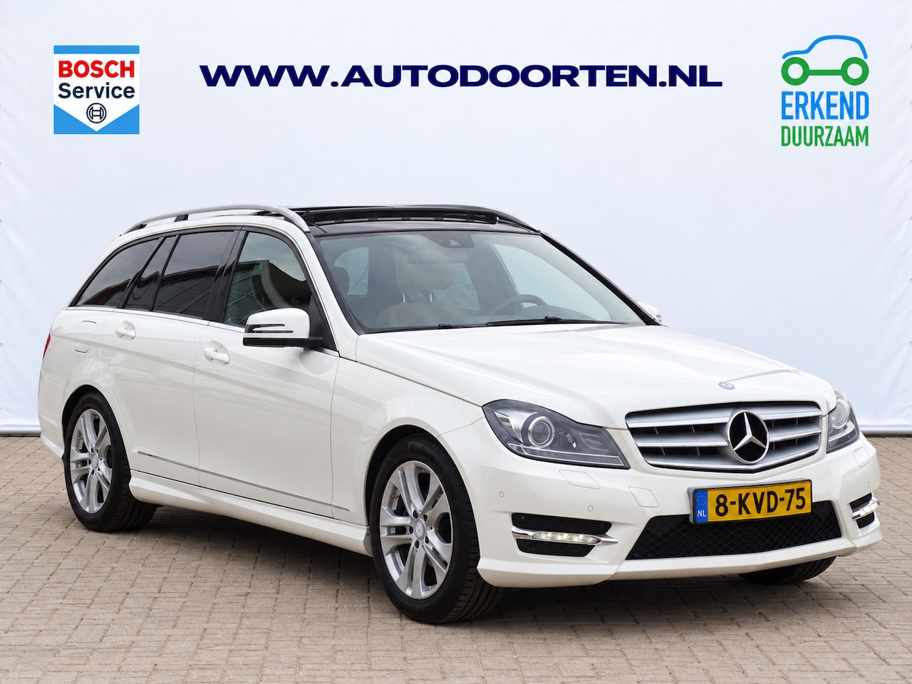 Mercedes-Benz C-klasse Estate - 180 Prestige Avantgarde|Pano|Trekhaak|Leder|Topstaat - AutoWereld.nl