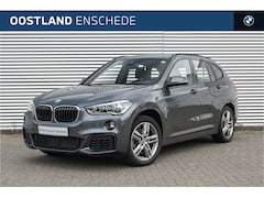 BMW X1 - sDrive20i M Sport Automaat / Sportstoelen / Cruise Control / LED / Head-Up / PDC