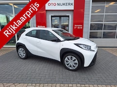 Toyota Aygo X - 1.0 VVT-i MT Play