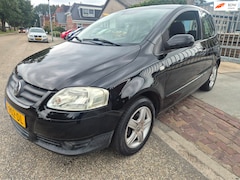 Volkswagen Fox - 1.2 Trendline airco, nw ketting, grote beurt