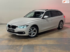 BMW 3-serie Touring - 318i Luxury | SCHUIF/KANTEL | SHADOW LINE | XENON | STOELVERWAMING