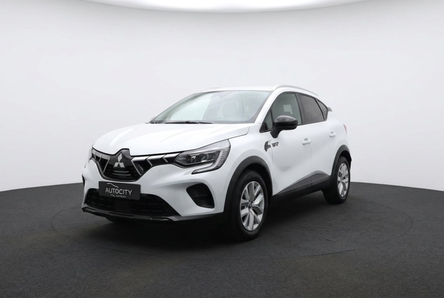 Renault Captur - 1.6 E-Tech Hybrid Automaat (Mitsubishi ASX) 143PK | Hybrid | Carplay | Camera | Cruise | - AutoWereld.nl