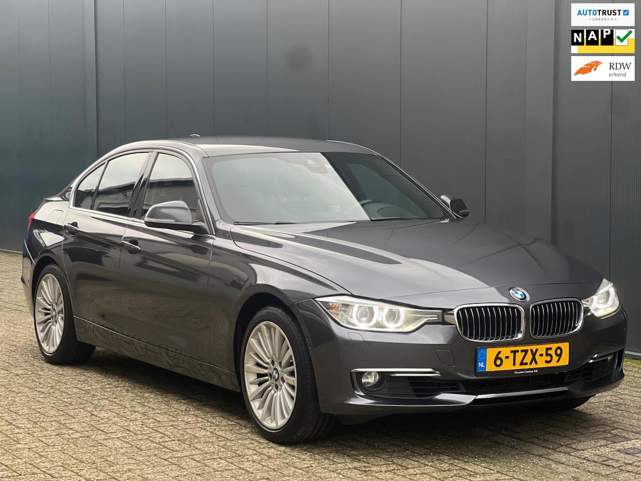 BMW 3-serie - 328i HUD | M-interieur | Grote Navi | Memory | - AutoWereld.nl