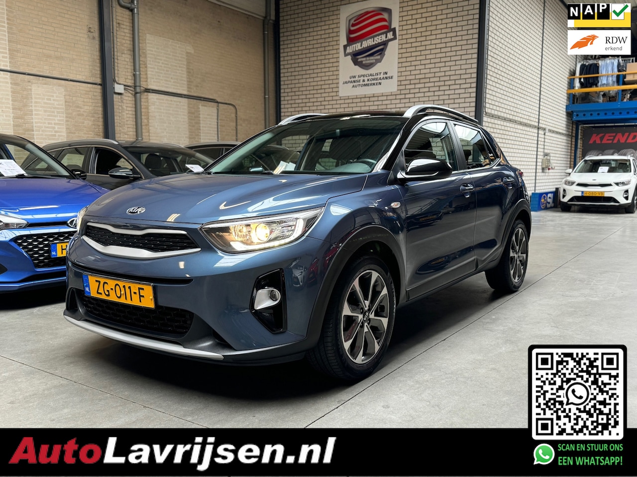 Kia Stonic - DynamicLine NL AUTO NAP NAVI/CAMERA CARPLAY ANDROID AIRCO CRUISE TREKHAAK!! - AutoWereld.nl