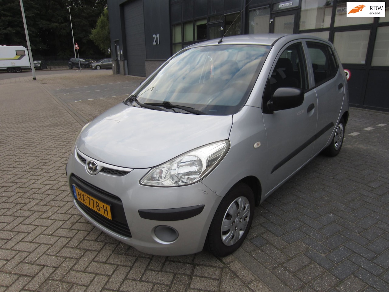 Hyundai i10 - 1.25i Active 2008 Airco 114.000KM NAP! APK! - AutoWereld.nl