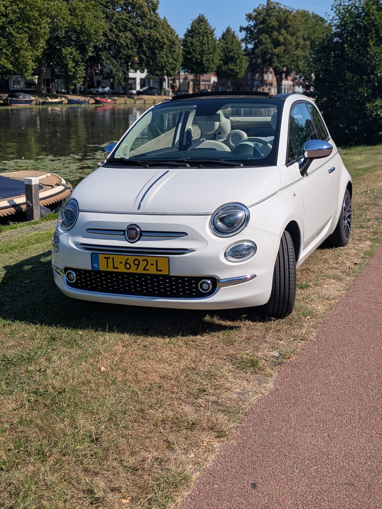 Fiat 500 C - 0.9 TwinAir Turbo Collezione Dealer onderhouden, android auto, digitale teller, nieuwe banden - AutoWereld.nl