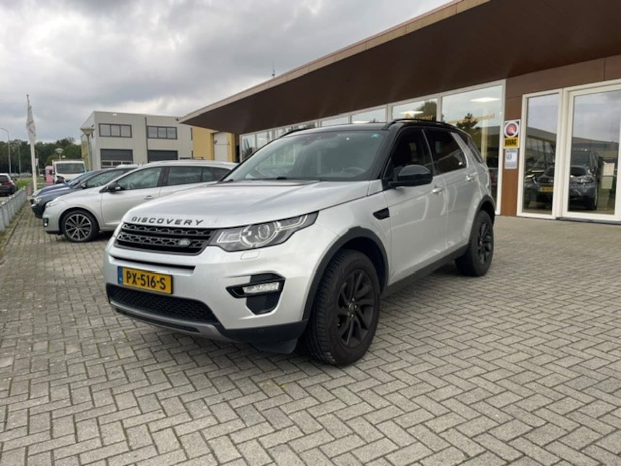 Land Rover Discovery Sport - 2.0 TD4 Urban Series SE 2.0 TD4 Urban Series SE - AutoWereld.nl