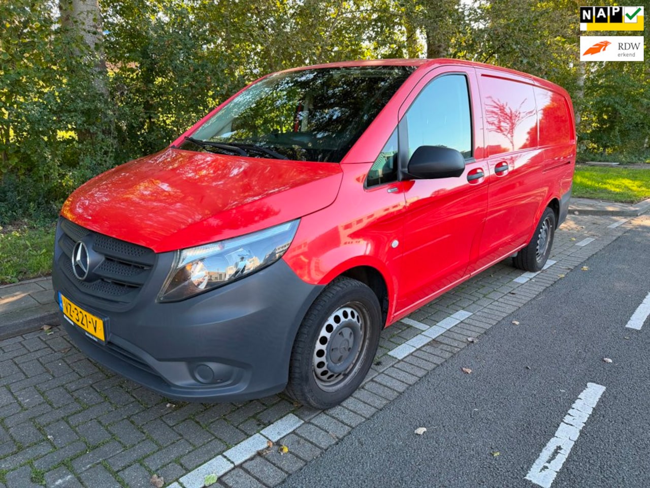 Mercedes-Benz Vito - 114 CDI Lang euro 6 , automaat, airco eerste eigenaar - AutoWereld.nl
