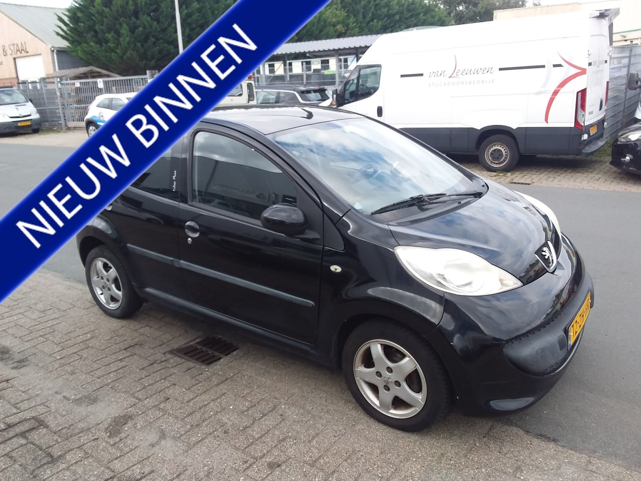 Peugeot 107 - 1.0-12V XS Urban Move 1.0-12V XS Urban Move - AutoWereld.nl