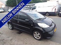 Peugeot 107 - 1.0-12V XS Urban Move zeer nette automaat