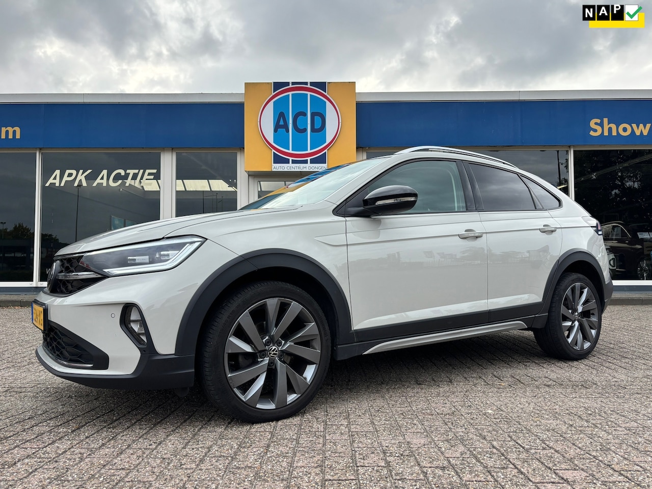 Volkswagen Taigo - 1.0 TSI Automaat Style | Orig. NL | Carplay | Two-Tone | Camera | - AutoWereld.nl