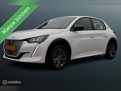 Peugeot e-208 - EV Active Pack 50 kWh, Navi/app connect, Led verlichting, Pdc, 3 fase laden, Cruise, Clima