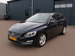 Volvo V60 - 2.4 D6 Twin Engine R-Design Hybride nieuwstaat
